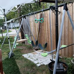 Swing Set For 9 children 