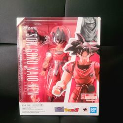 Bandai SH FIGUARTS DRAGON BALL SON GOKU KAIO KEN TARGET EXCLUSIVE FIGURE


