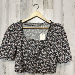 Floral Levi’s Top 