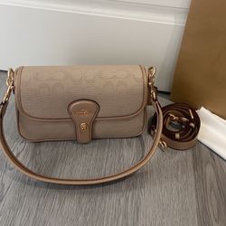 Fashionable Shoulder Bag 