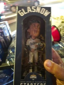 Father's Day Gift Tyler Glassnow 2026 World Series Bobblehead.  Located in Glendora and priced to sell. No Lower & have Mostl 2026 Bobbleheads for sal