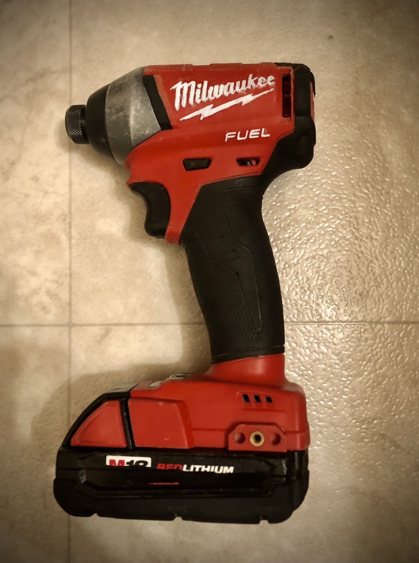 Milwaukee M18 Fuel 1/4” Hex Impact Driver With Battery