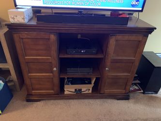 Great condition tv stand with tons of storage