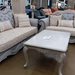 Sofa/loveseat 