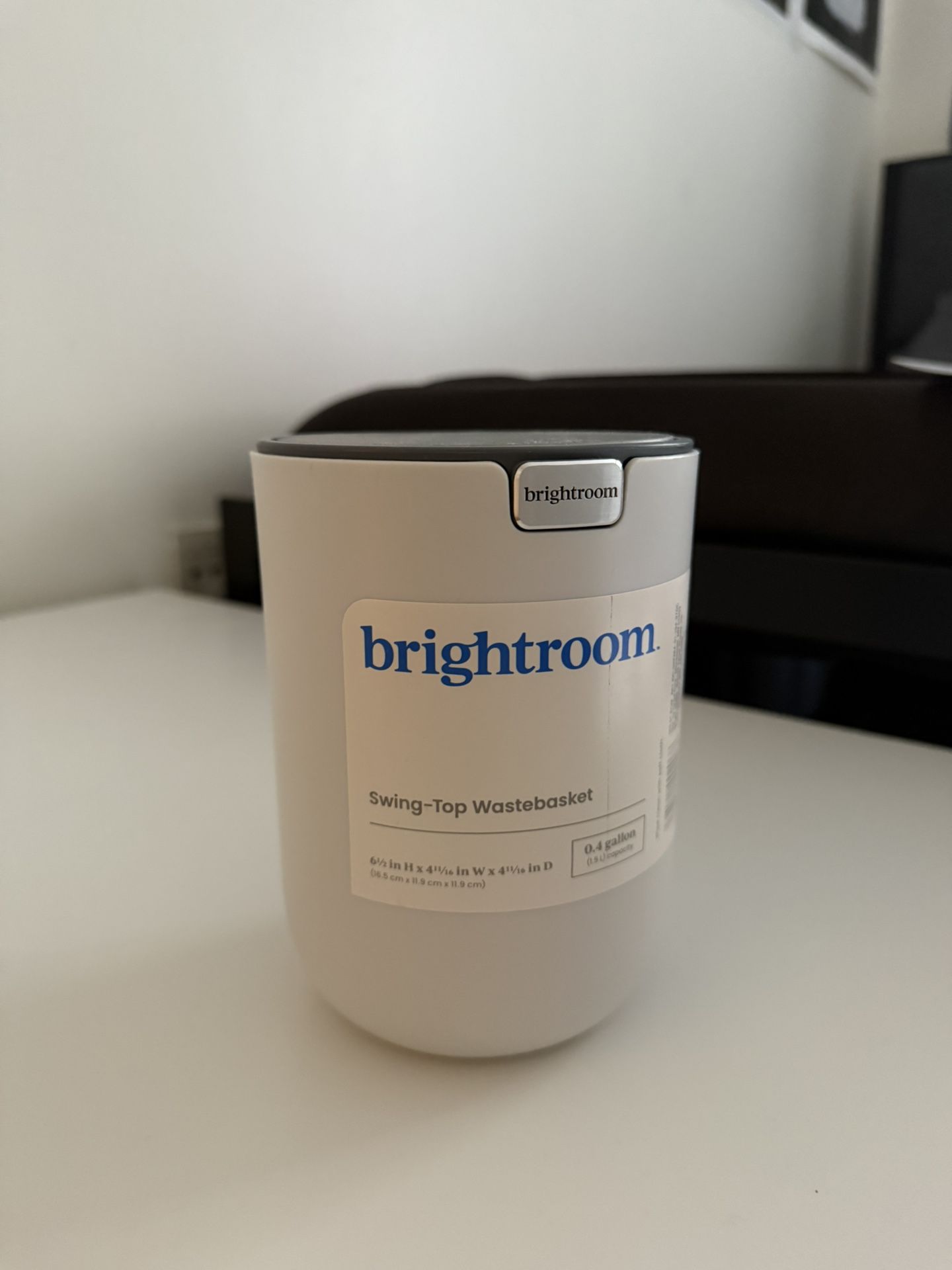 Small Desktop Wastebasket – White – Gently Used – Brookline Pickup