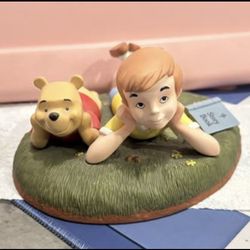 Winnie the Pooh and friends What I like best is just being with you figurine (1999)