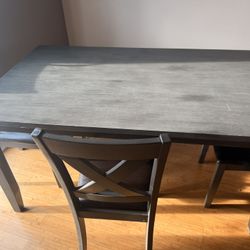 Dinning Table With 6 Chairs 