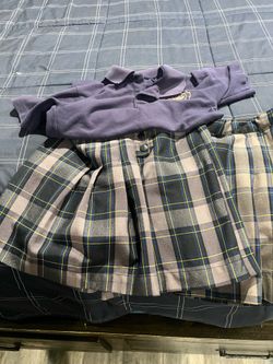 Private school uniforms size 8-Medium