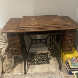 Authentic SINGER Antique Sewing Machine