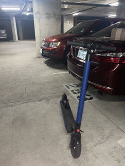 GoTrax GXL Electric Scooter