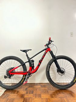 2022 Trek Fuel Ex 7 | Medium | Mountain Bike