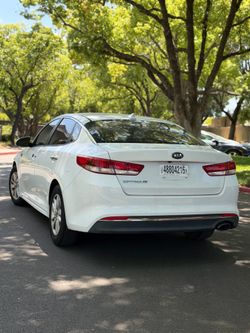 2016 KIA Optima
