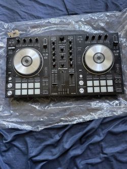 Pioneer DDJ-SR Serato DJ Controller – Excellent Condition – Fully Functional