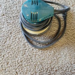 Makita Palm sander