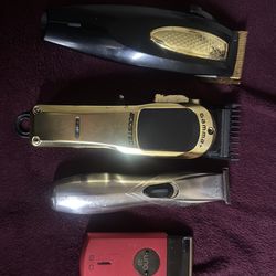 Barber clipper set comes with guards