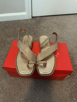 Pierre Dumas Sandals - size 6 in women’s