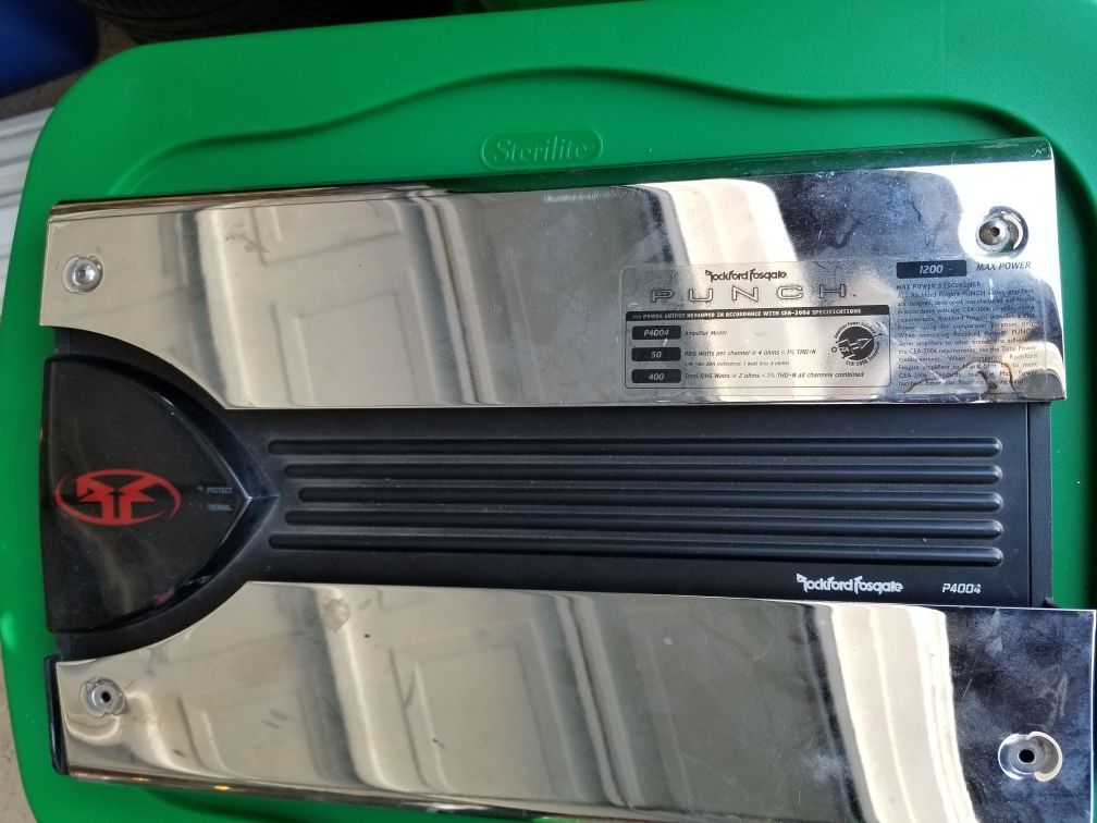 Rockford Fosgate Punch P4004 Amp