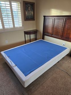 Adjustable queen size bed and mattress 😴