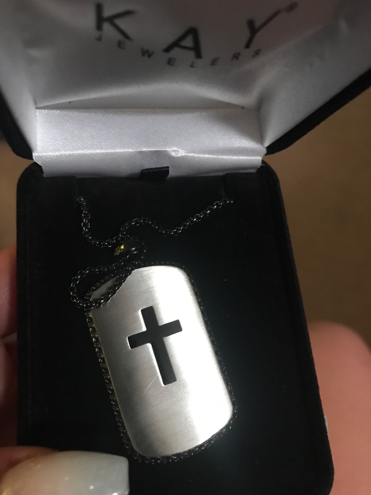 KAYS JEWELRY CROSS NECKLACE