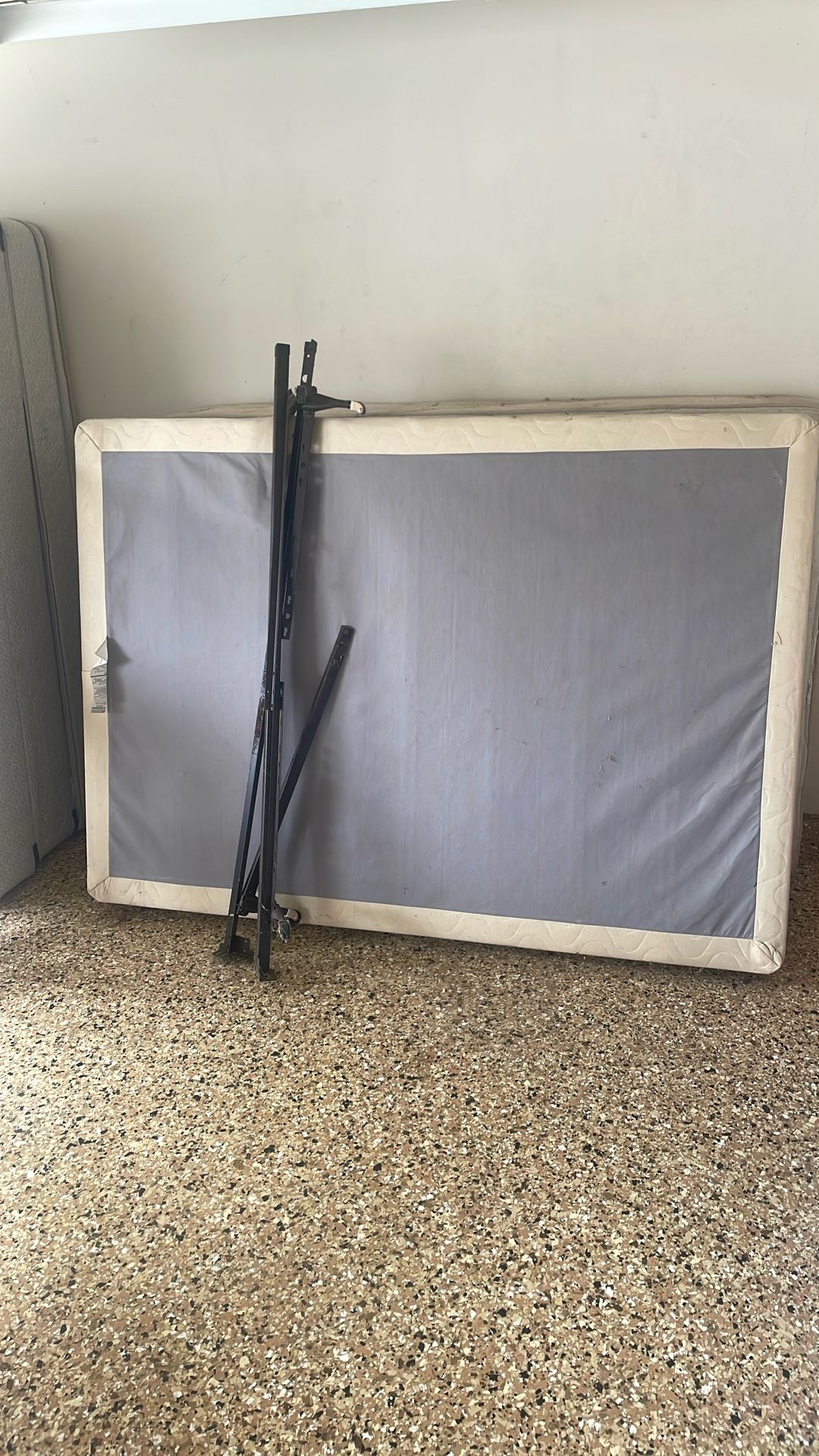 Full mattress And Box Spring
