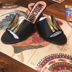 Low Heel MOSCHINO
