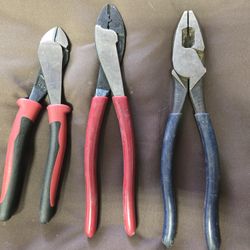 4 Klein Tools Cutters $60
