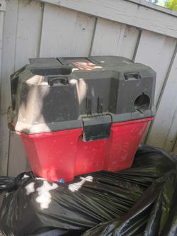 Milwaukee pack out vacuum 18v