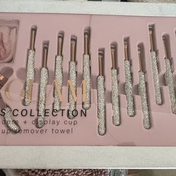 Glitz And Glam Makeup Brushes