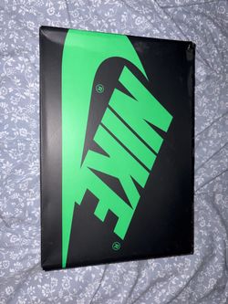 Air Jordan 1 Retro High OG Pine Green
