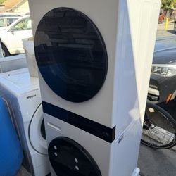 New !! LG 24” Wash Tower Ventless Electric Front Load 