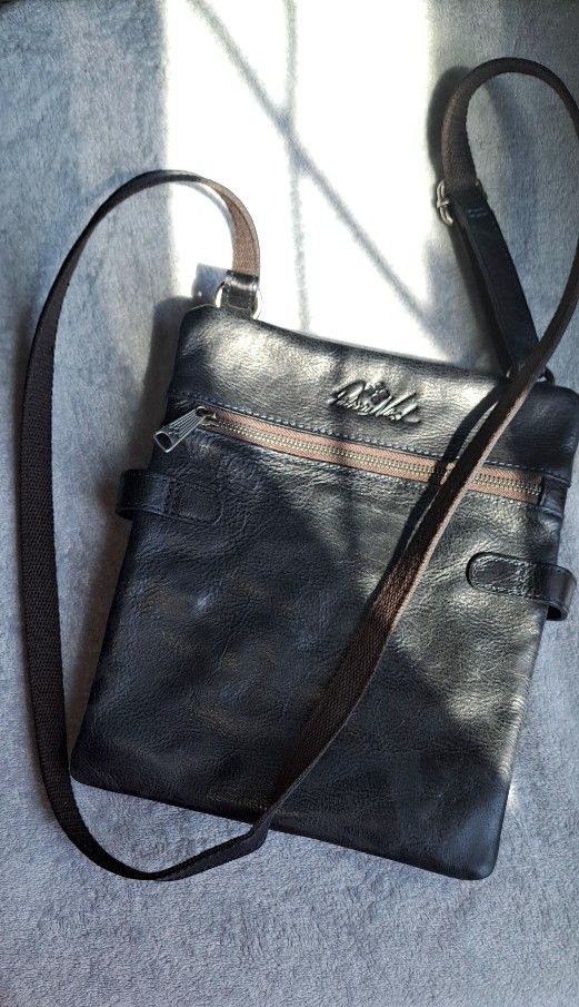 Patricia Nash "Prizzi" Woven Floral Tapestry And Leather Crossbody Bag