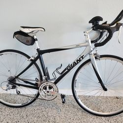 🚴‍♀️🔥🔥GiantOCR 3 Silver/Black(46cm🚴‍♀️🚴‍♀️🔥