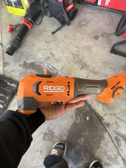 Ridget 18v oscillating multi tool