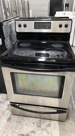 Frigidaire Electric Range – Stainless Glass Top, Self-Clean