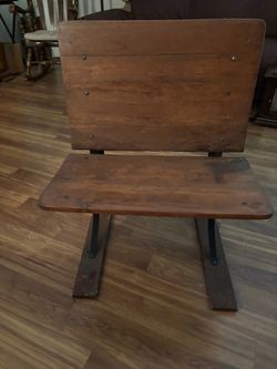 Vintage school desk $32