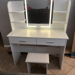 Makeup Vanity 