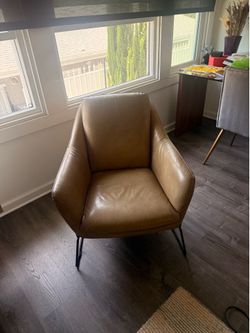 ✨ 2- MODERN COGNAC ACCENT CHAIR’✨