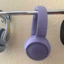 Like New JBL Headphone 