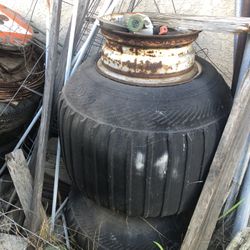 Dune buggy racing tires