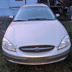 2002 Ford Taurus