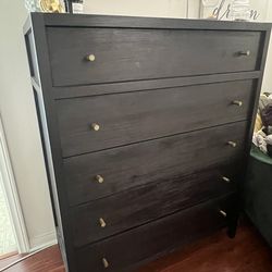 Crate & Barrel Keane 42” Solid Wood 5 Drawer tall Dresser