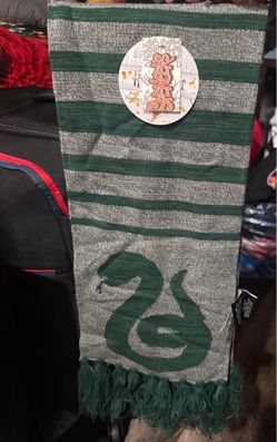 Slithering Scarf