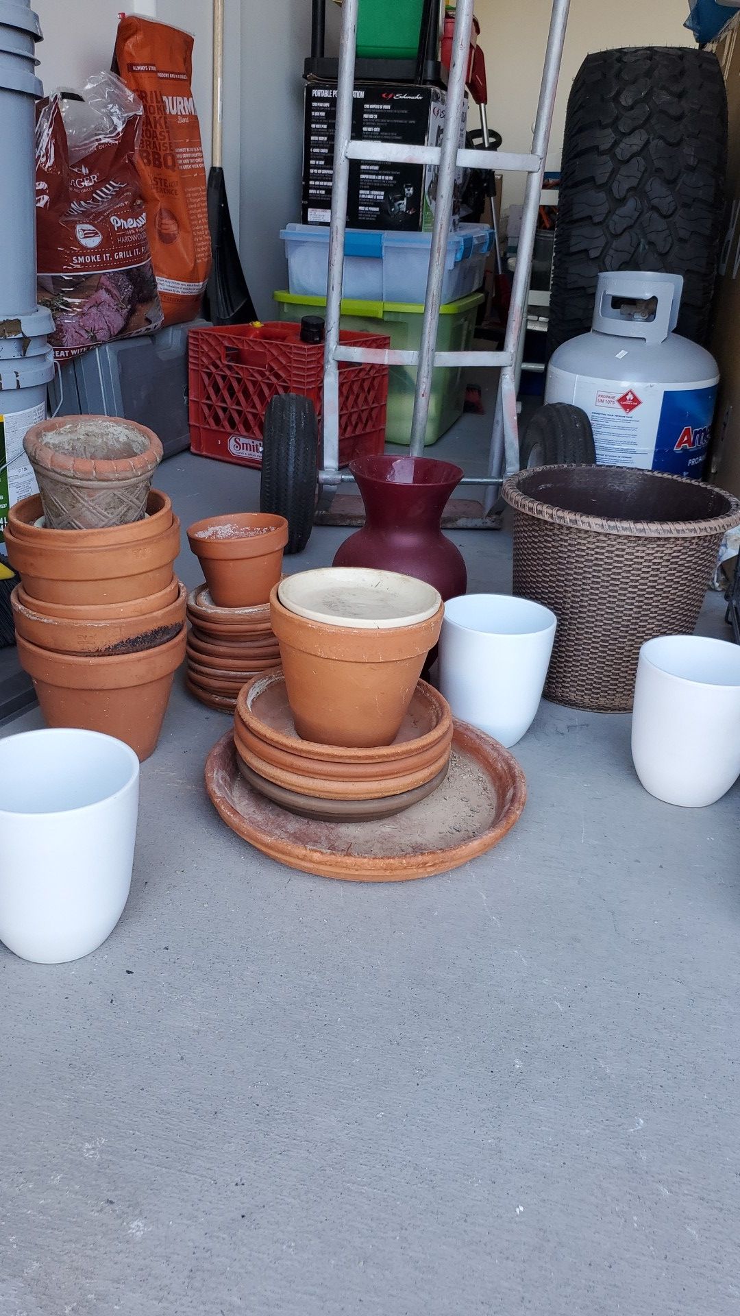 Pottery for Sale in Las Vegas, NV OfferUp