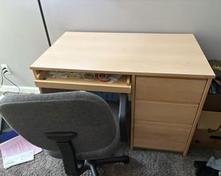 Computer Desk+ Chair