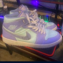 Jordan 1 Mid Purple Aqua