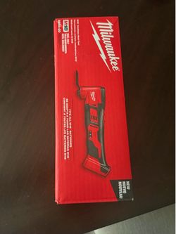 Milwaukee multitool brand new