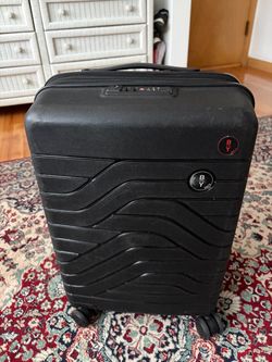 B/Y Hard Shell Carry-On Spinner Luggage