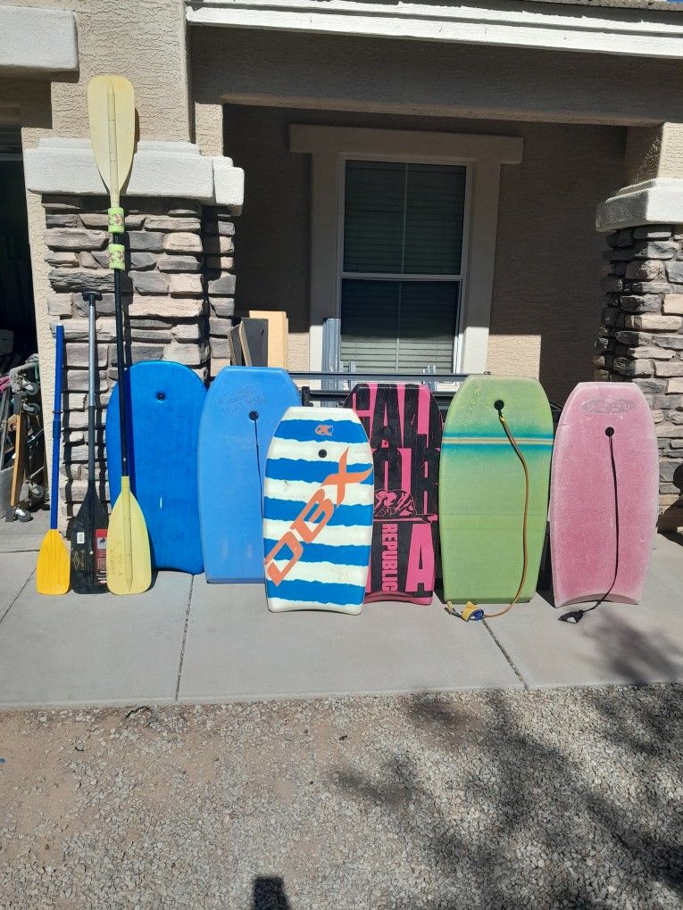 1 Or 2 Boat Oars $5-$15 Each Or 6 Different Boogie Boards $10-$20 Each See All Photos