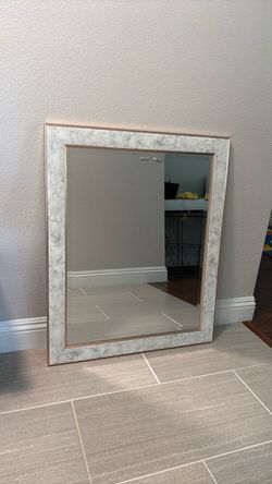Square Wall Mirror with Marble-Print Frame