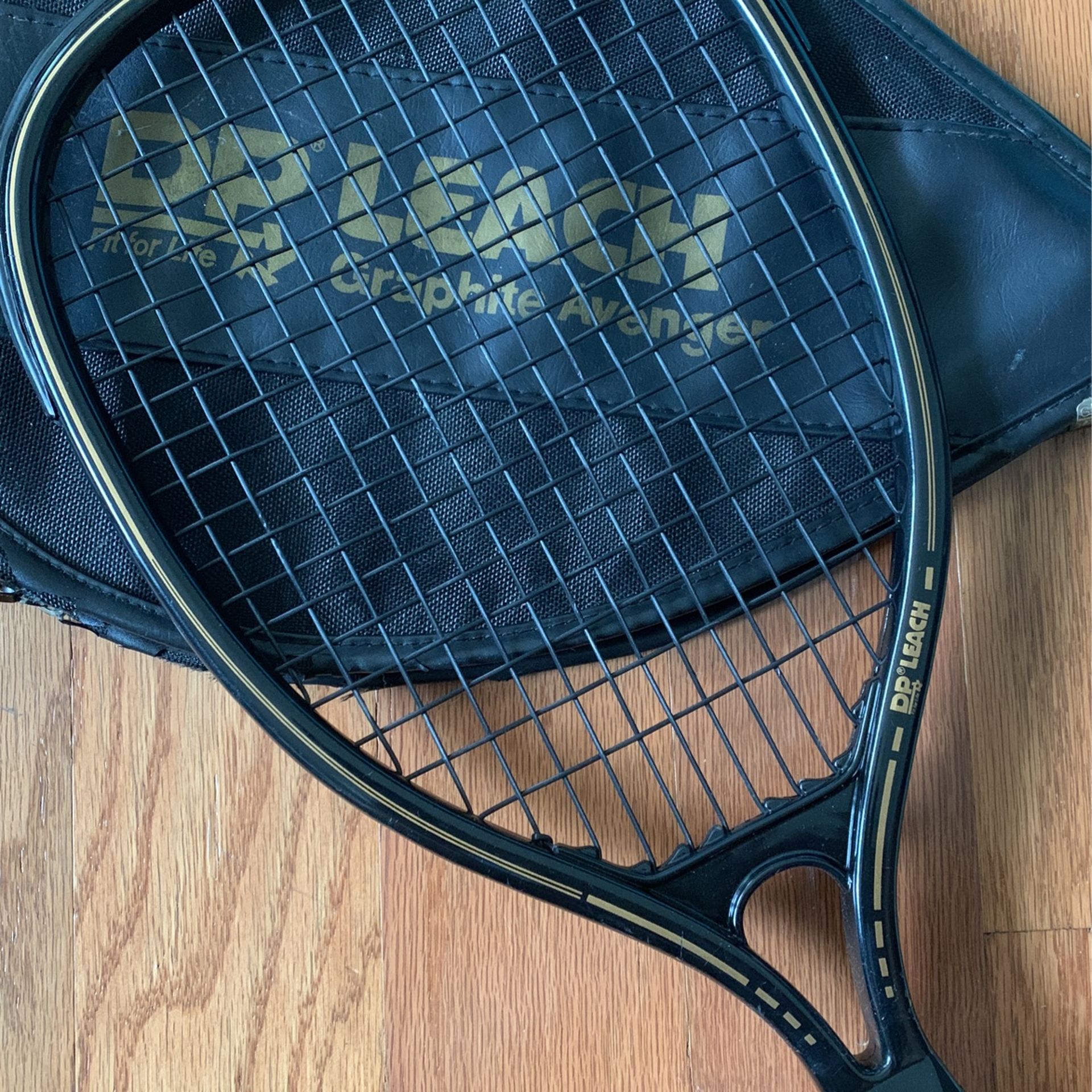 Vintage DP Leach Graphite Avenger Racquetball Racquet 3 7/8